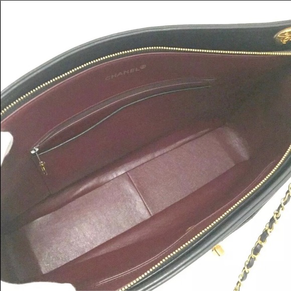 Authentic Chanel suitcase - Picture 3 of 6